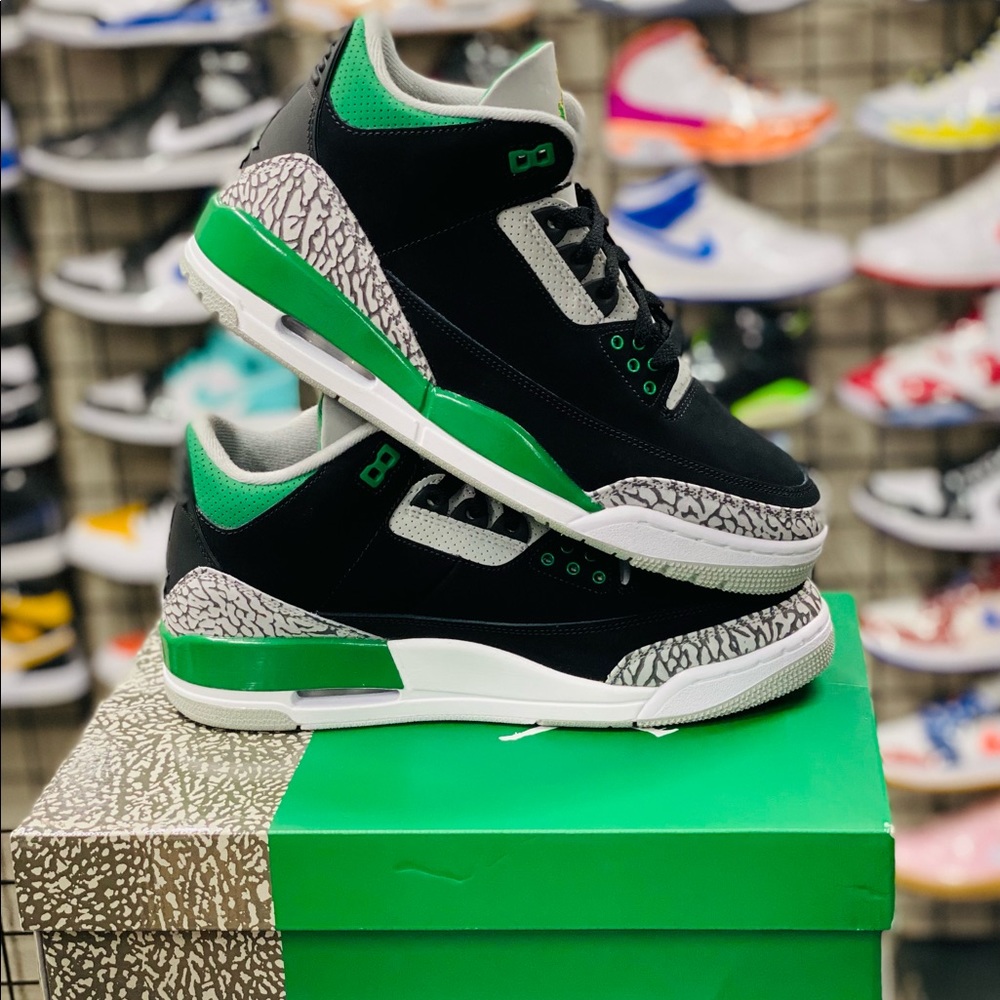Jordan 3 Retro - Picture 4 of 4